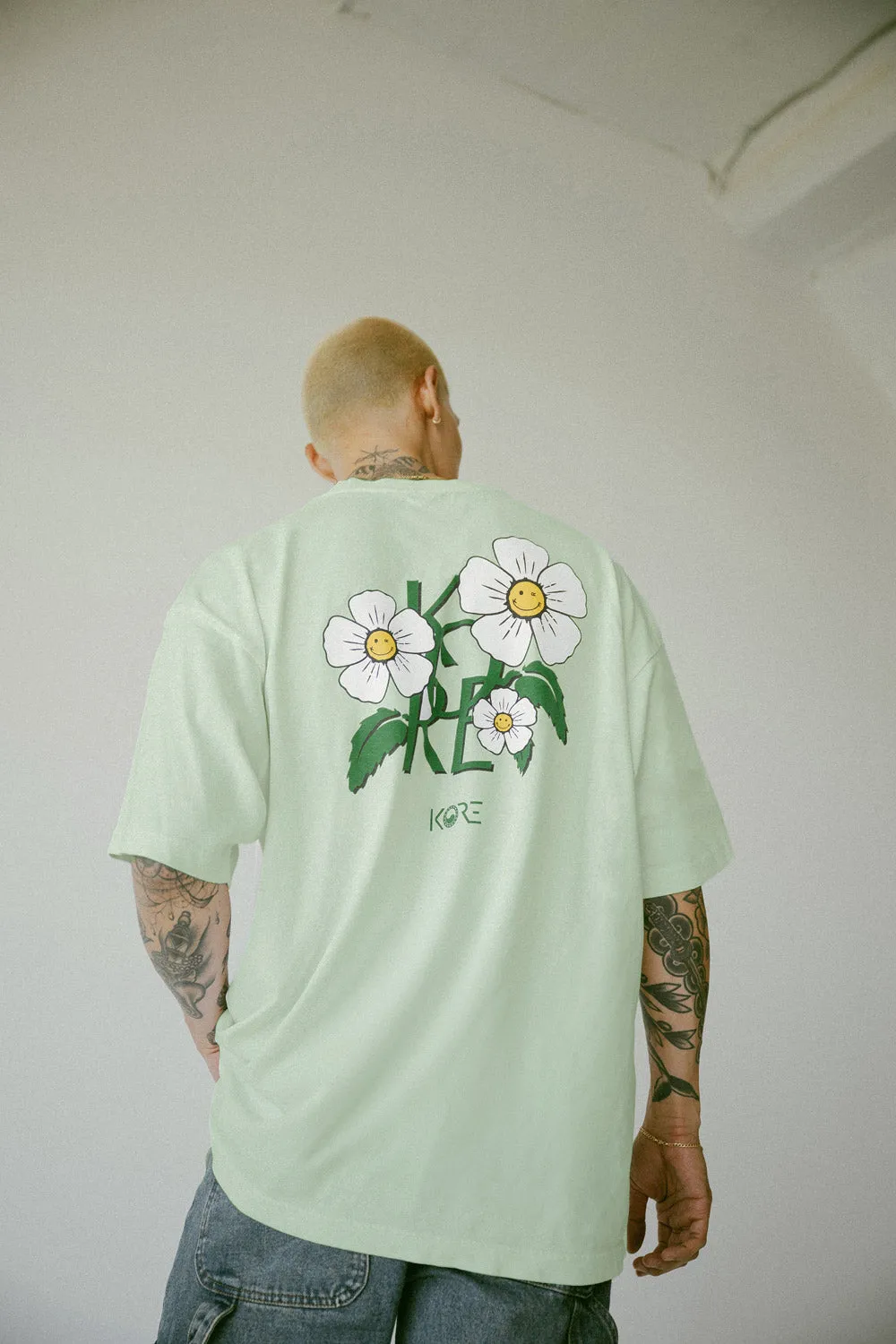 BLOOM TEE (LIGHT GREEN)